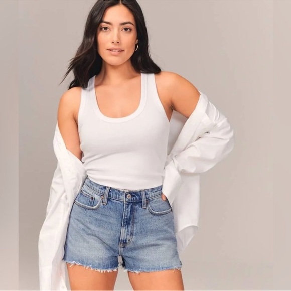 Abercrombie & Fitch Pants - NEW Abercrombie & Fitch Curve Love Mom Shorts High Rise Denim Distressed 18 34